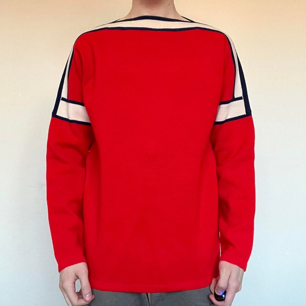 Vintage 90s aspen skiwear brand